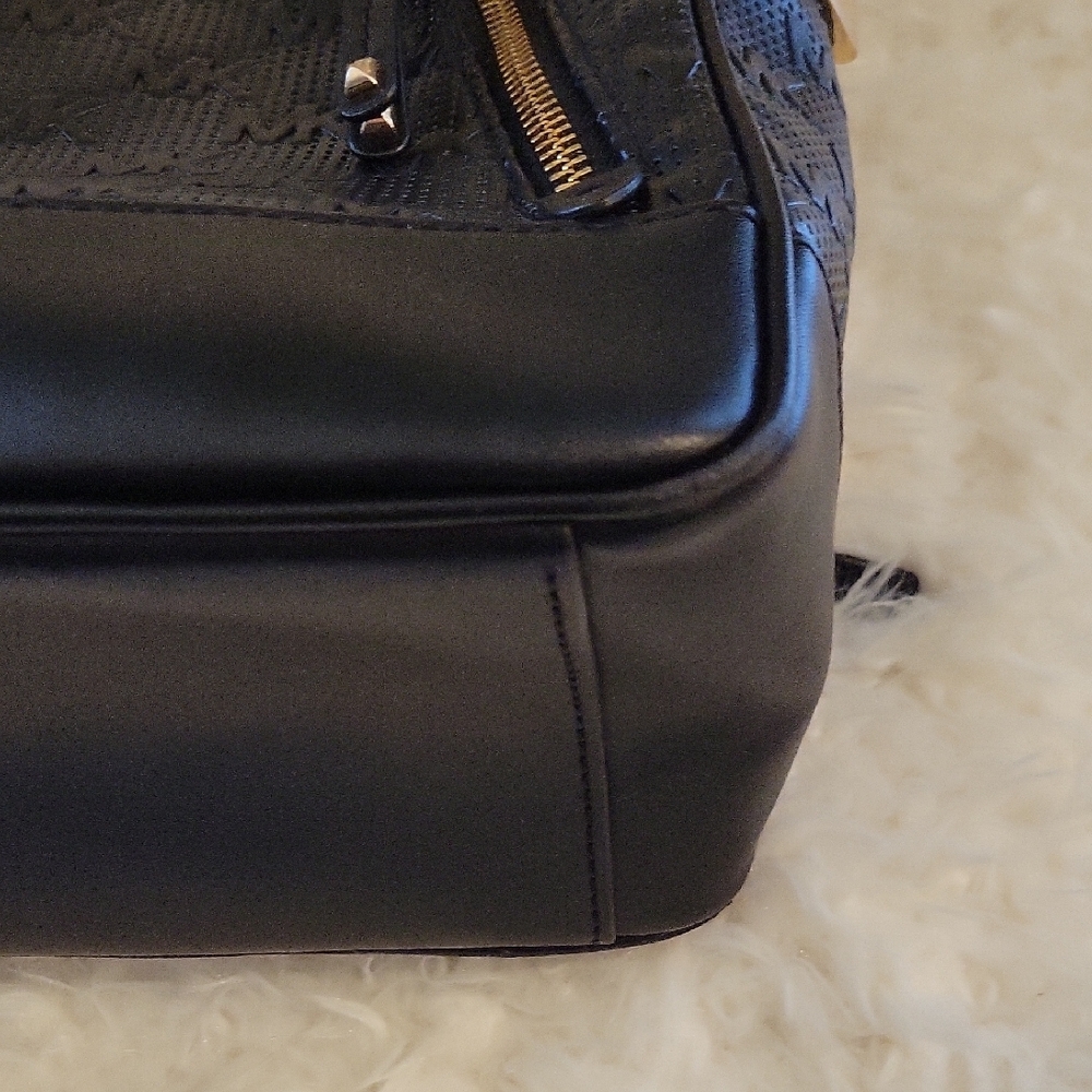 Michael Kors Monogram Brooklyn Elegant Black Backpack - Picture 8 of 10